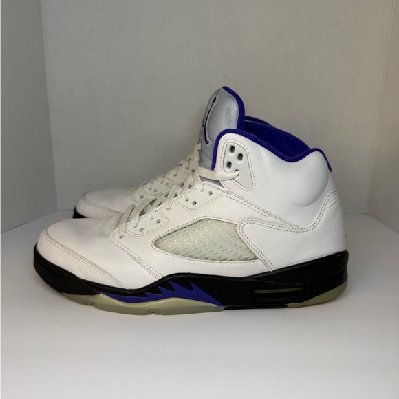 Jordan Athletic Shoes White and Purple main image 12